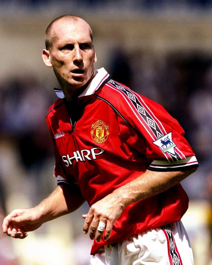 Jaap Stam: Tembok Raksasa dari Belanda yang Menggetarkan Striker Dunia